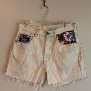Calvin Klein White Denim Shorts Frayed Floral Pockets High Rise